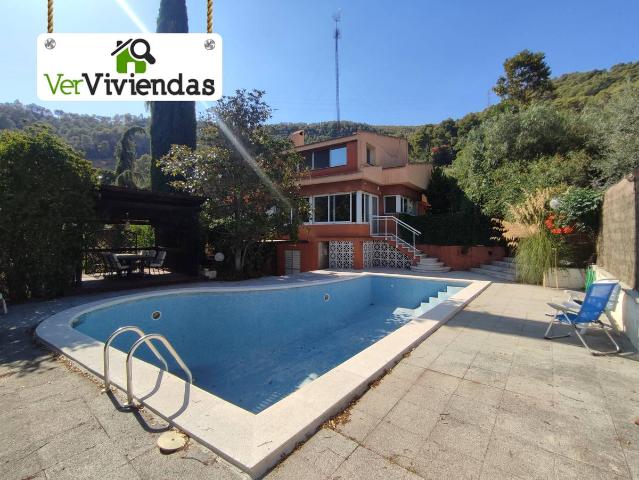 Casa chalet en Venta en Torrelles de Llobregat