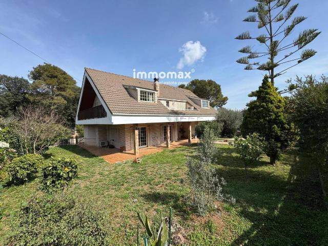 Casa chalet en Venta en Torrelles de Llobregat