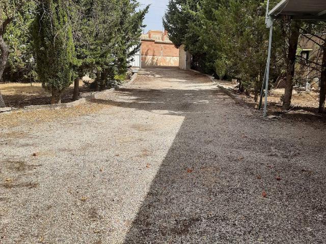 Casa chalet en Venta en Torreperogil