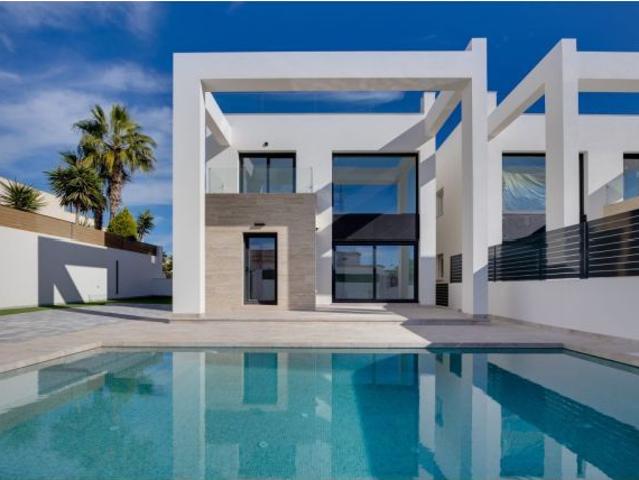 Casa Chalet en Venta en Torrevieja Alicante