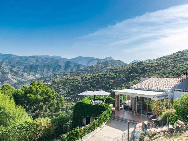 Casa chalet en Venta en Torrox Pueblo