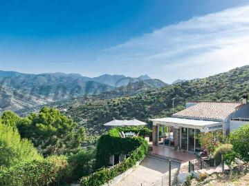Casa chalet en Venta en Torrox Pueblo