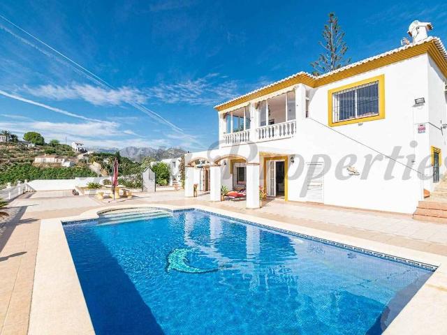 Casa chalet en Venta en Torrox Pueblo