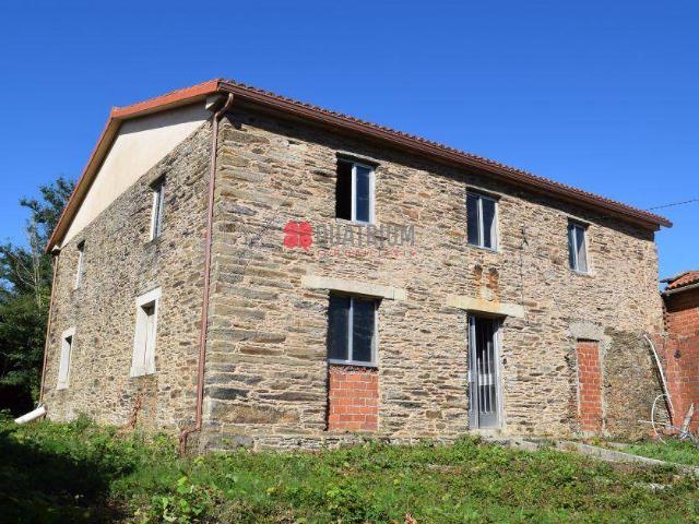 Casa chalet en Venta en Touro