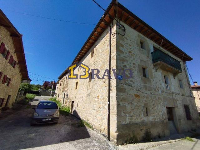 Casa chalet en Venta en Trespaderne