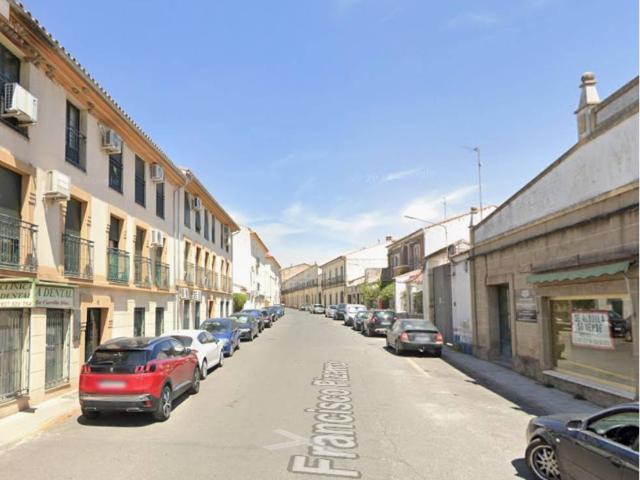 Casa chalet en Venta en Trujillo