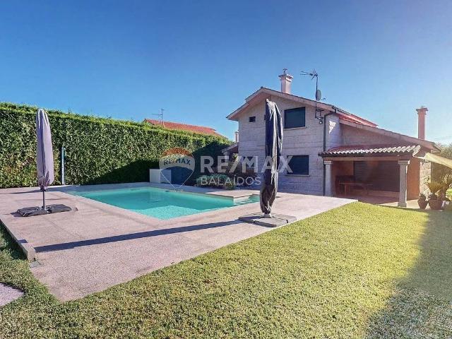 Casa chalet en Venta en Tui