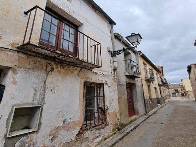 Casa chalet en Venta en Turégano