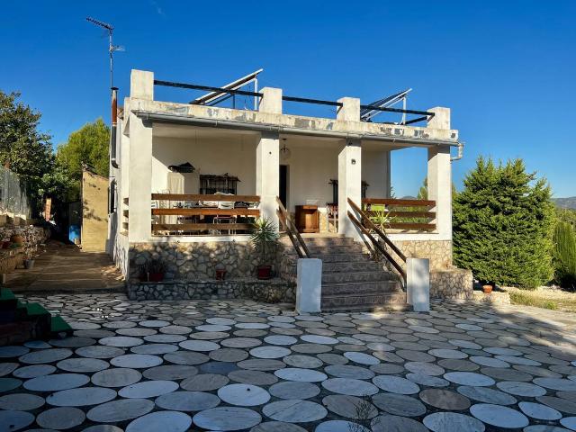 Casa chalet en Venta en Turís