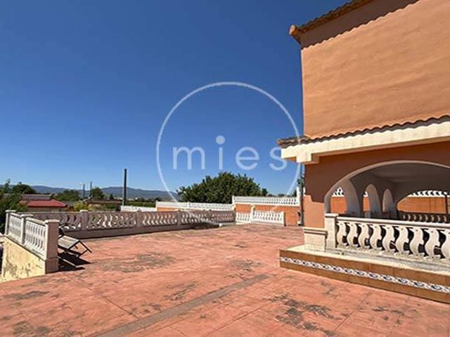Casa chalet en Venta en Turís