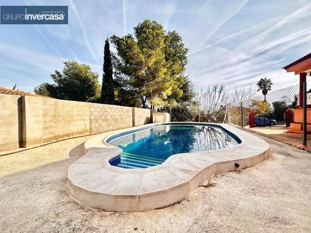 Casa chalet en Venta en Turís