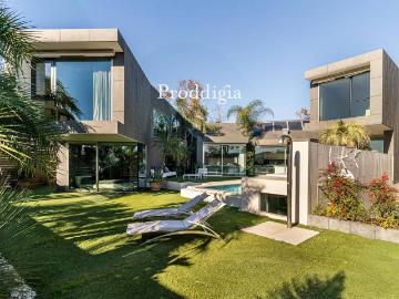 Casa chalet en Venta en Turó de Can Mates