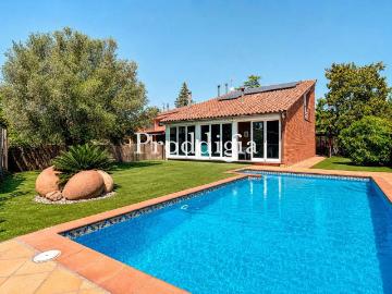 Casa chalet en Venta en Turó de Can Mates