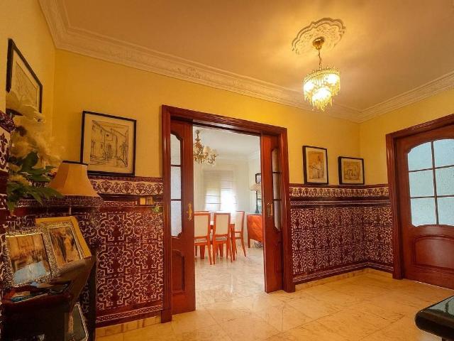 Casa chalet en Venta en Ubrique