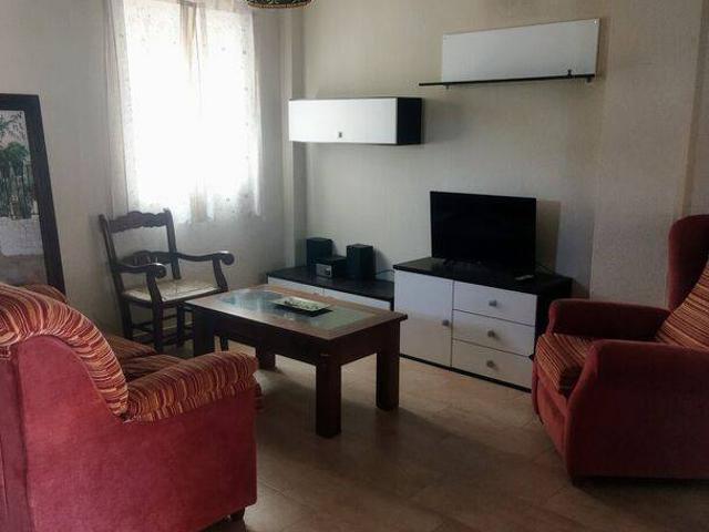 Casa adosada en Venta en Ubrique