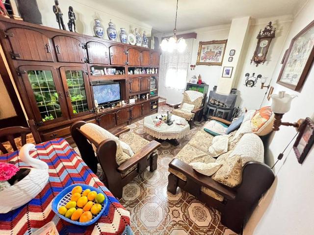 Casa chalet en Venta en Ubrique