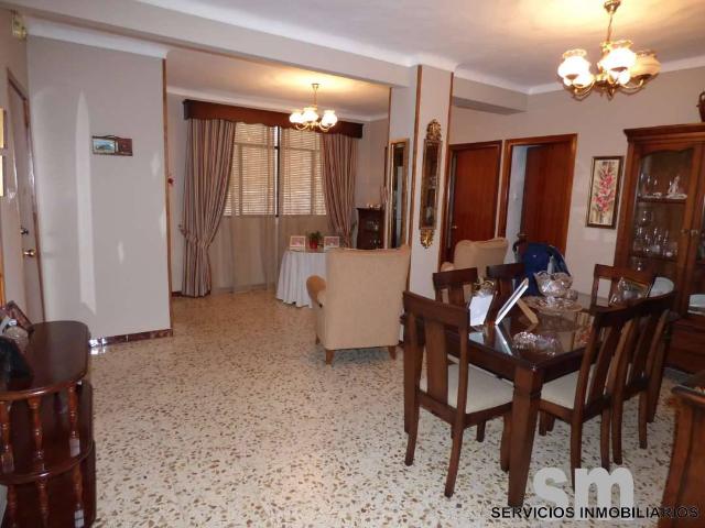 Casa chalet en Venta en Ubrique