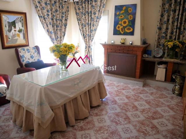 Casa chalet en Venta en Ubrique