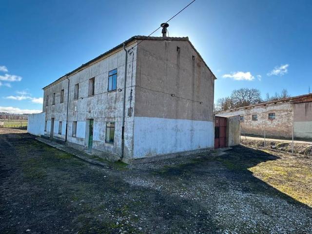 Casa chalet en Venta en Universidad Las Huelgas