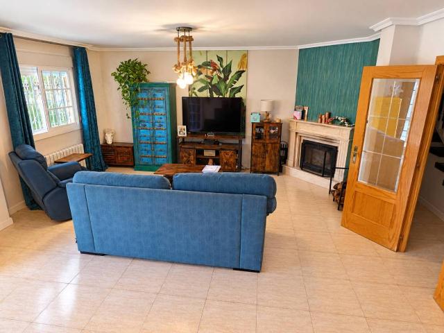 Casa chalet en Venta en Urb. Belvalle