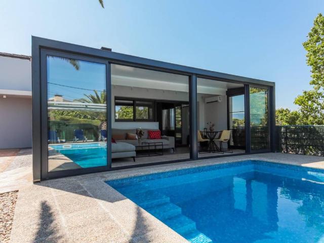 Casa chalet en Venta en Urbanitzacions