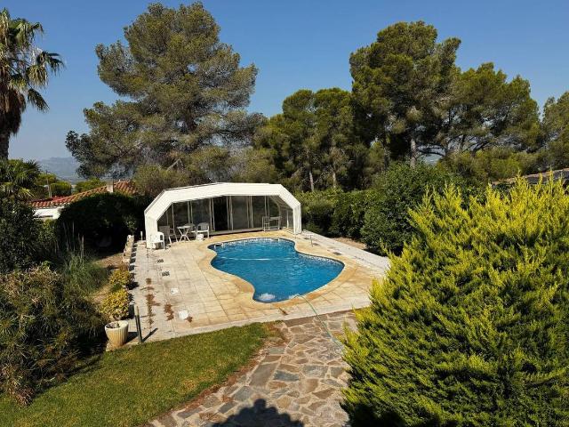 Casa chalet en Venta en Urbanitzacions