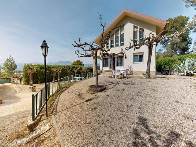 Casa chalet en Venta en Urbanitzacions