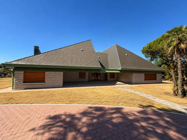 Casa chalet en Venta en Urbanización Este Montepríncipe