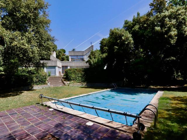 Casa chalet en Venta en Urbanización La Moraleja