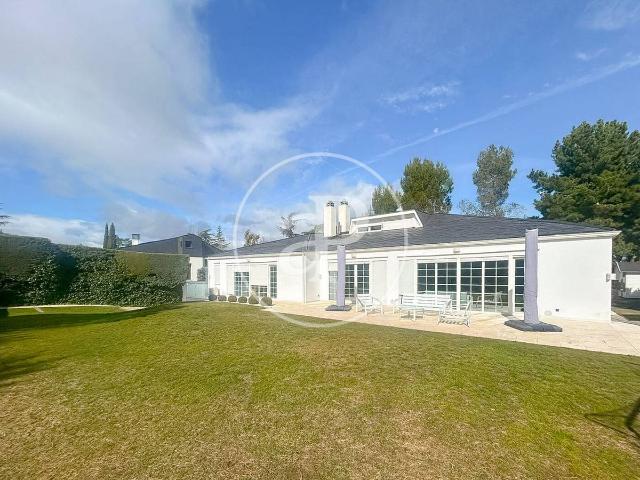 Casa chalet en Venta en Urbanización La Moraleja