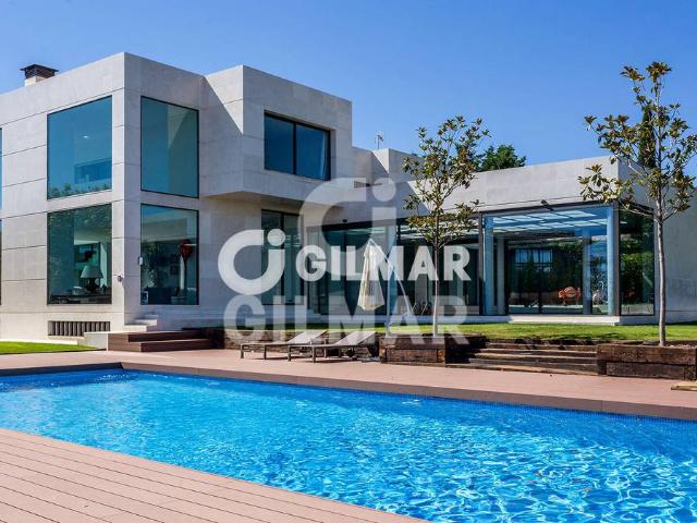 Casa chalet en Venta en Urbanización La Moraleja