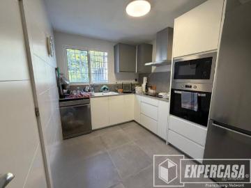 Casa chalet en Venta en Urbanizaciones