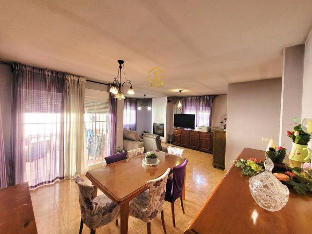Casa chalet en Venta en Urbanizaciones