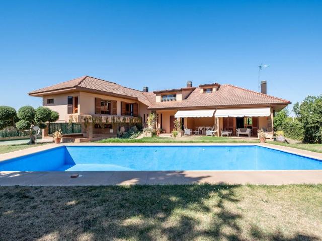 Casa chalet en Venta en Urrea de Jalón
