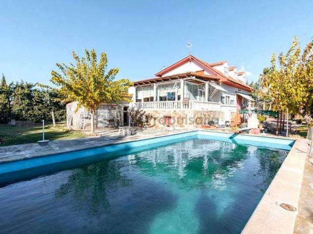 Casa chalet en Venta en Utebo