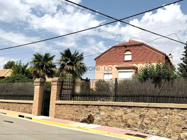 Casa chalet en Venta en Utrillas