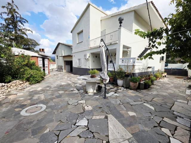 Casa chalet en Venta en Vacarisses
