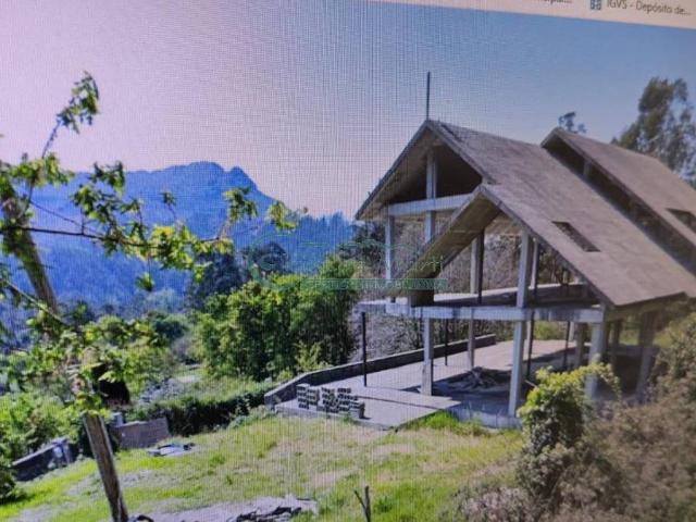 Casa chalet en Venta en Valadares Beade