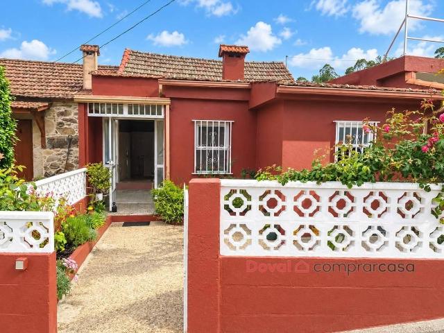 Casa chalet en Venta en Valadares Beade