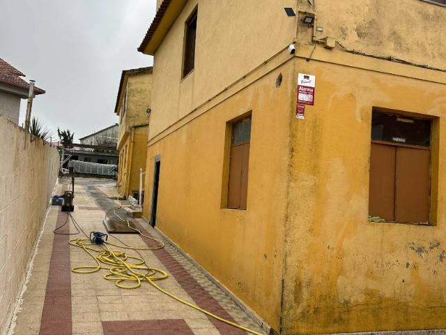 Casa chalet en Venta en Valadares Beade