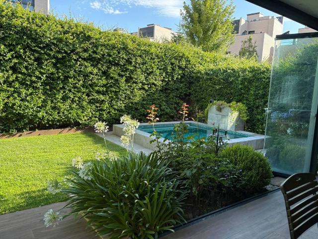 Casa chalet en Venta en Valdemarín