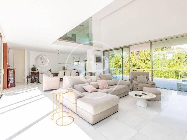 Casa chalet en Venta en Valdemarín