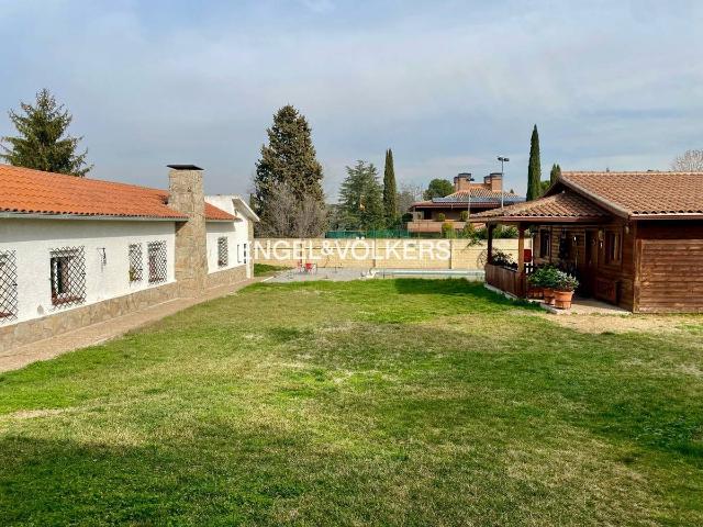 Casa chalet en Venta en Valdemarín