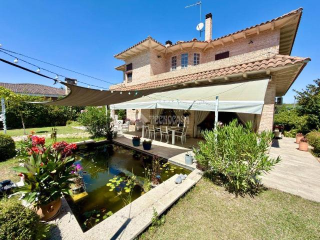 Casa chalet en Venta en Valdeaveruelo