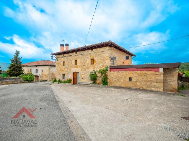 Casa chalet en Venta en Valdegovia / Gaubea