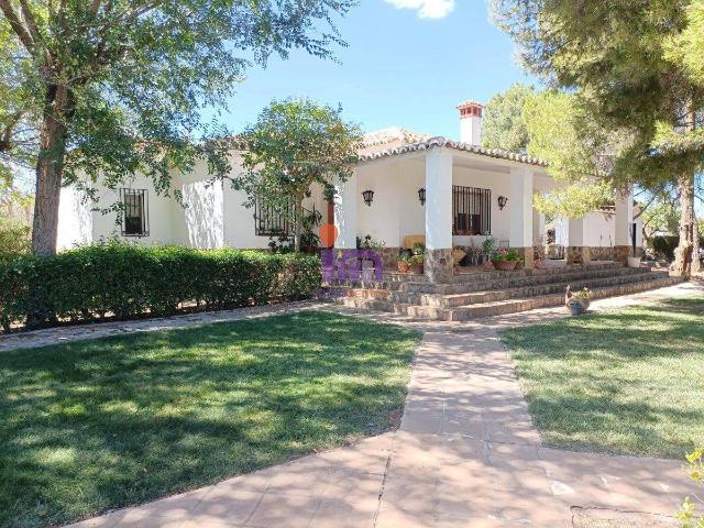 Casa chalet en Venta en Valdepeñas