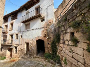 Casa chalet en Venta en Valderrobres