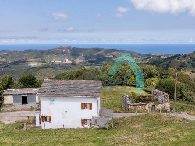 Casa chalet en Venta en Valdés Luarca