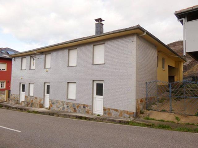 Casa chalet en Venta en Valdés Luarca