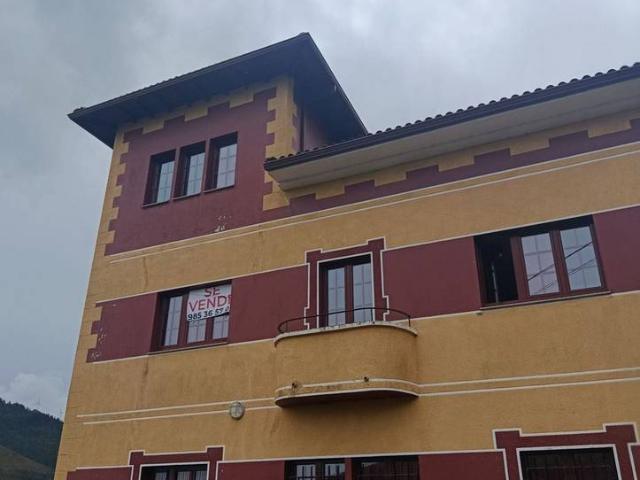 Casa chalet en Venta en Valdés Luarca